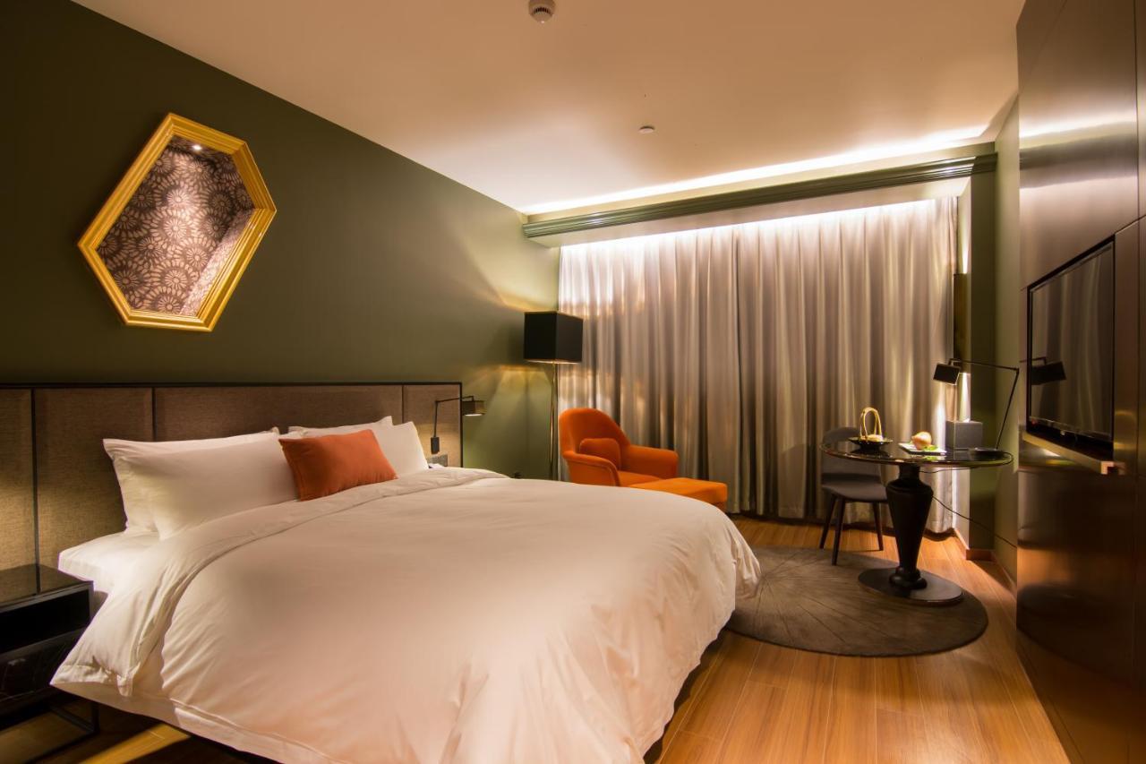 Yitel Premium Hotel Sanghaj Kültér fotó